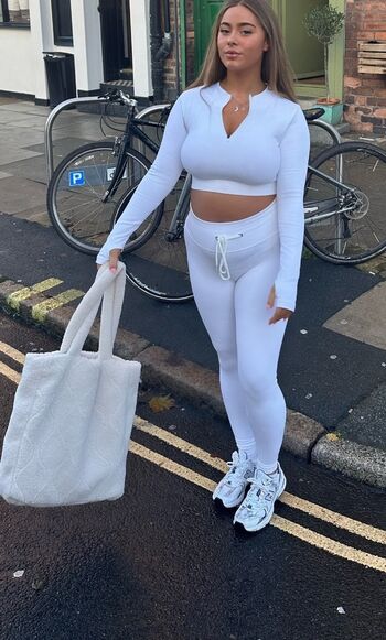 Full leaked Sarahlightx private onlyfans photo