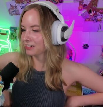 Full leaked Sarahpodz private onlyfans photo