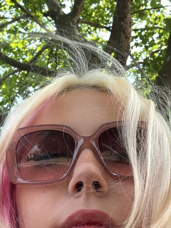 Full leaked Sarahtonin private onlyfans photo