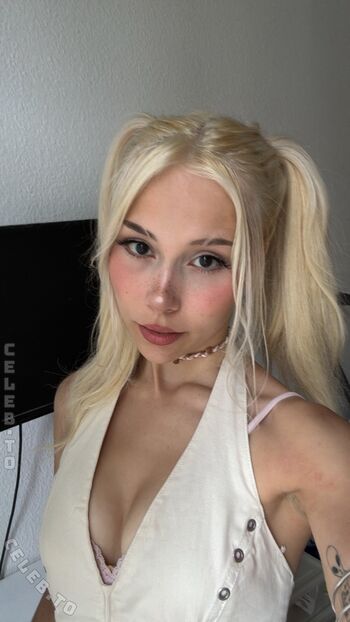 Full leaked Sarahtoninx private onlyfans photo