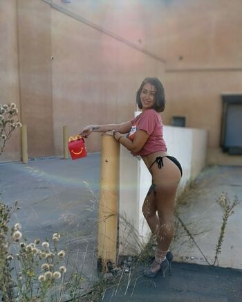 Full leaked Saralia private onlyfans photo