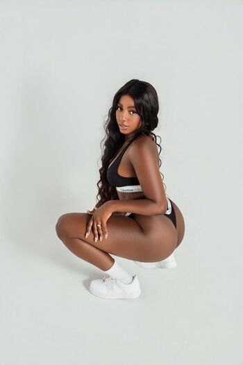 Full leaked Saramoroe private onlyfans photo