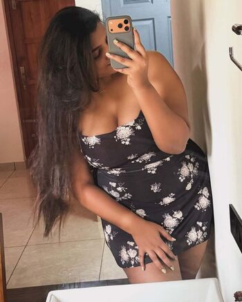 Full leaked Saranya santhosh page private onlyfans photo