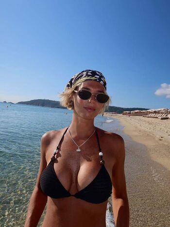 Full leaked Sariskleit private onlyfans photo