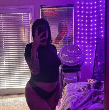 Full leaked Sarynthia private onlyfans photo