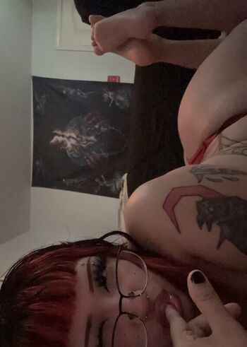 Full leaked Sarynthia private onlyfans photo