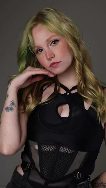 Full leaked Sasa private onlyfans photo