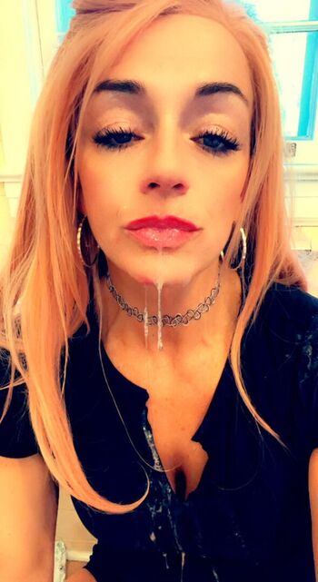 Full leaked Sasha moon private onlyfans photo