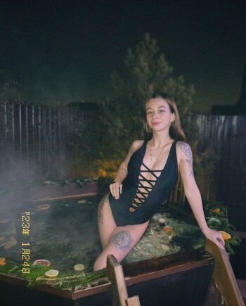 Full leaked Sasha shundel page private onlyfans photo