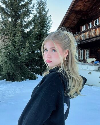 Full leaked Saskia lester private onlyfans photo
