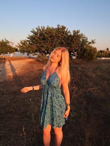 Full leaked Saskia lester private onlyfans photo
