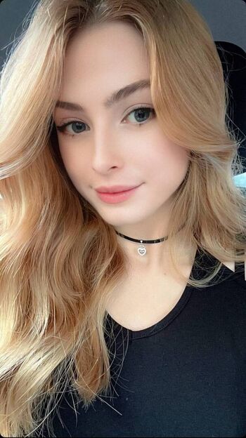 Full leaked Sassynessa private onlyfans photo