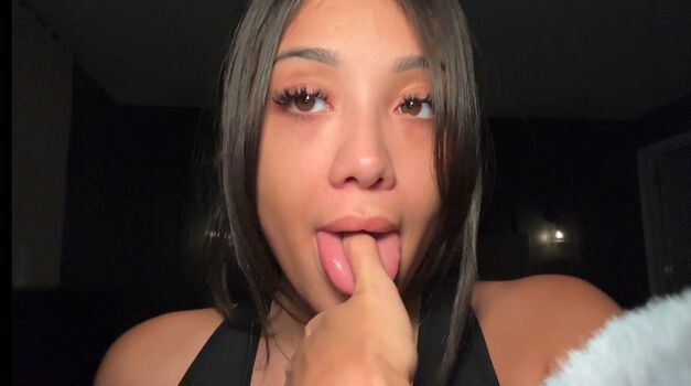 Full leaked Sassysounds asmr private onlyfans photo