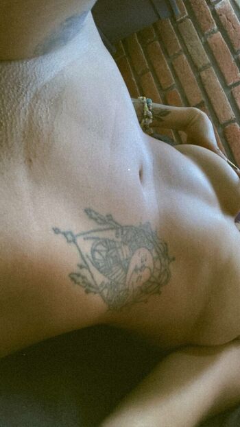 Full leaked Saturnna moon page private onlyfans photo