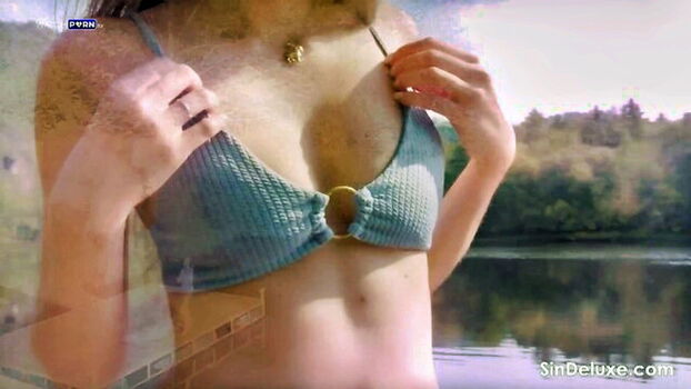 Full leaked Saucysaucetreegirl private onlyfans photo