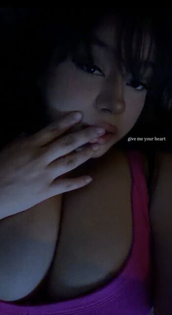 Full leaked Saucyysuzzy private onlyfans photo