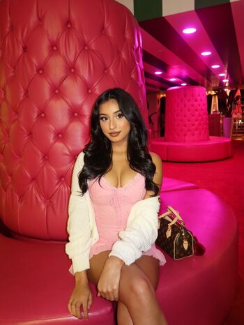 Full leaked Savannahnoodlez private onlyfans photo