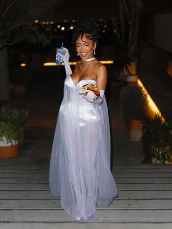 Full leaked Saweetie page private onlyfans photo