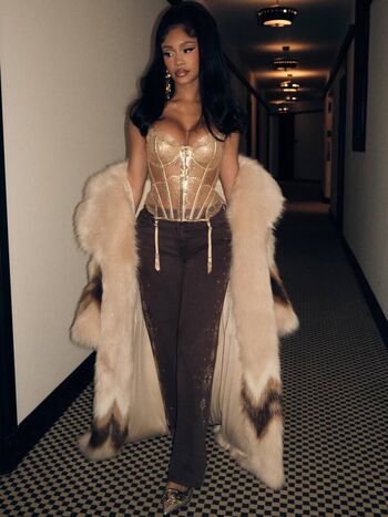 Full leaked Saweetie private onlyfans photo