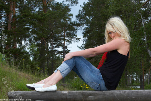 Full leaked Scandinavian feet page private onlyfans photo