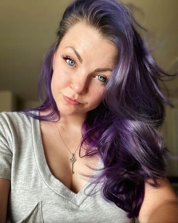 Full leaked Schatzie private onlyfans photo