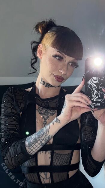 Full leaked Schweinenuttenfotzenscheisse private onlyfans photo