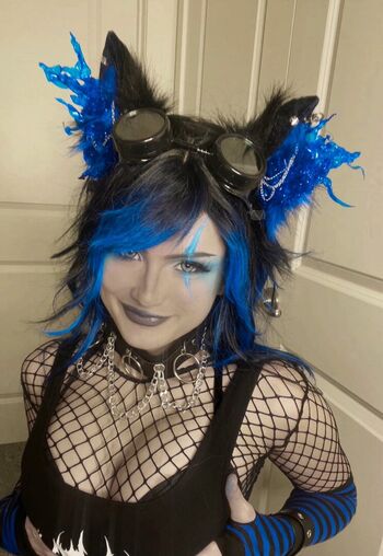 Full leaked Scifikantasy private onlyfans photo