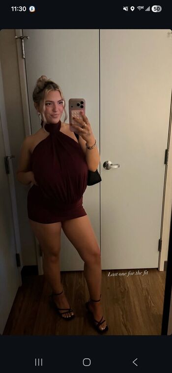 Full leaked Seerahb private onlyfans photo