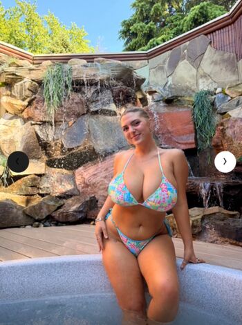 Full leaked Seerahb private onlyfans photo