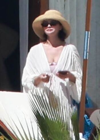 Full leaked Selena gomez  page private onlyfans photo