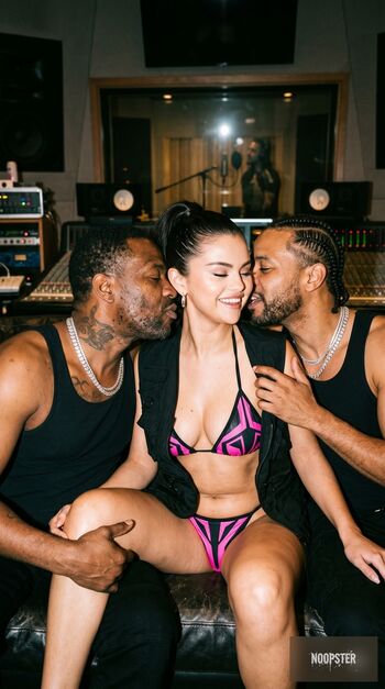 Full leaked Selena gomez private onlyfans photo