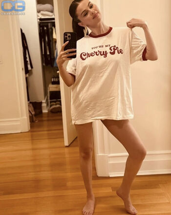 Full leaked Selena gomez private onlyfans photo