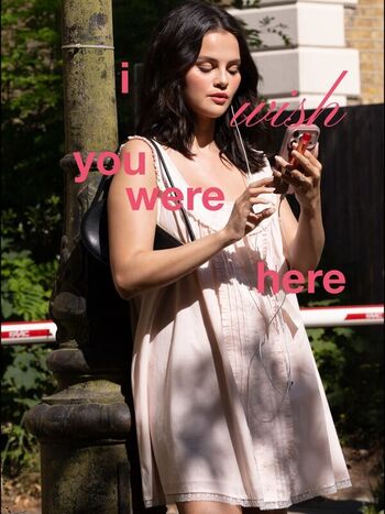Full leaked Selena gomez page private onlyfans photo