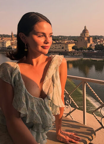 Full leaked Selena gomez  page private onlyfans photo
