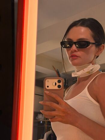 Full leaked Selena gomez  page private onlyfans photo