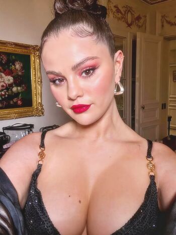 Full leaked Selena gomez  page private onlyfans photo