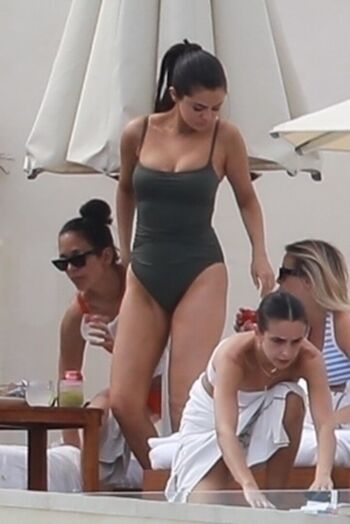 Full leaked Selena gomez private onlyfans photo