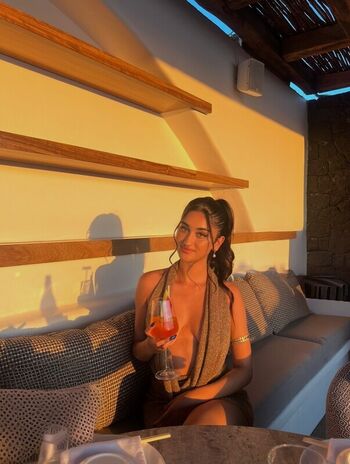 Full leaked Selena haleem private onlyfans photo