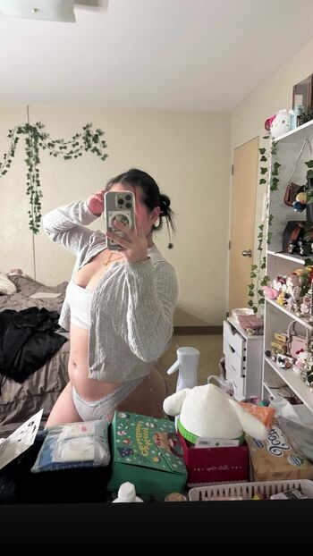 Full leaked Selena lee private onlyfans photo