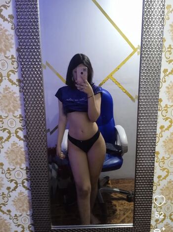 Full leaked Selenedellys private onlyfans photo
