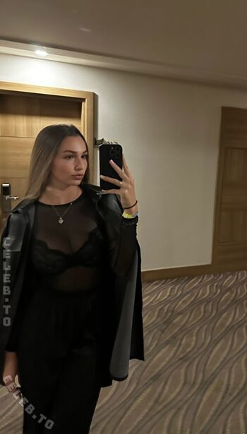 Full leaked Selilavie private onlyfans photo