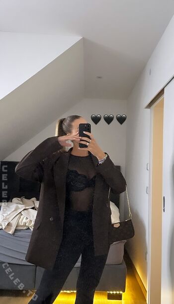 Full leaked Selilavie private onlyfans photo