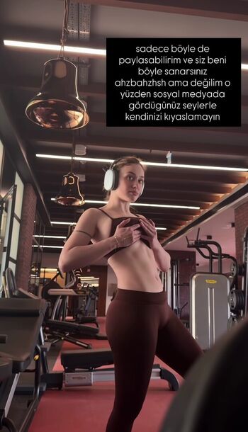 Full leaked Selinay saf private onlyfans photo