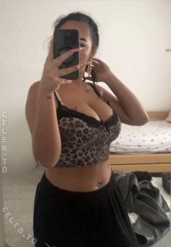 Full leaked Seloo private onlyfans photo