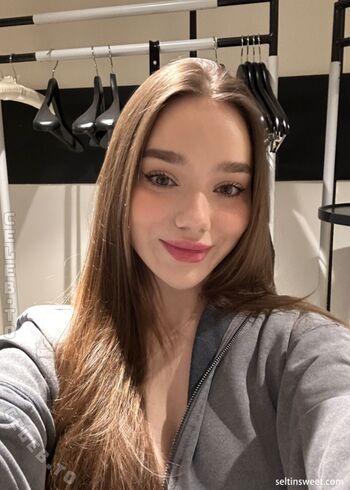 Full leaked Seltinofficial page private onlyfans photo