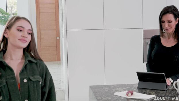 Full leaked Sera ryder private onlyfans photo