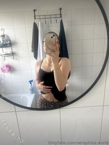 Full leaked Seraphina world private onlyfans photo