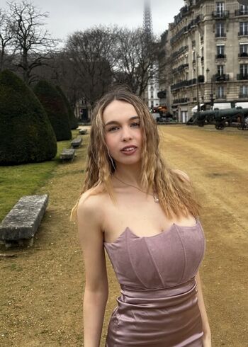 Full leaked Serena skybourne page private onlyfans photo