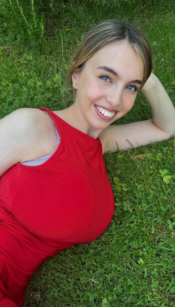Full leaked Serena skybourne page private onlyfans photo