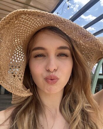 Full leaked Serena skybourne page private onlyfans photo